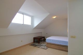 Casa adosada en alquiler en Coín