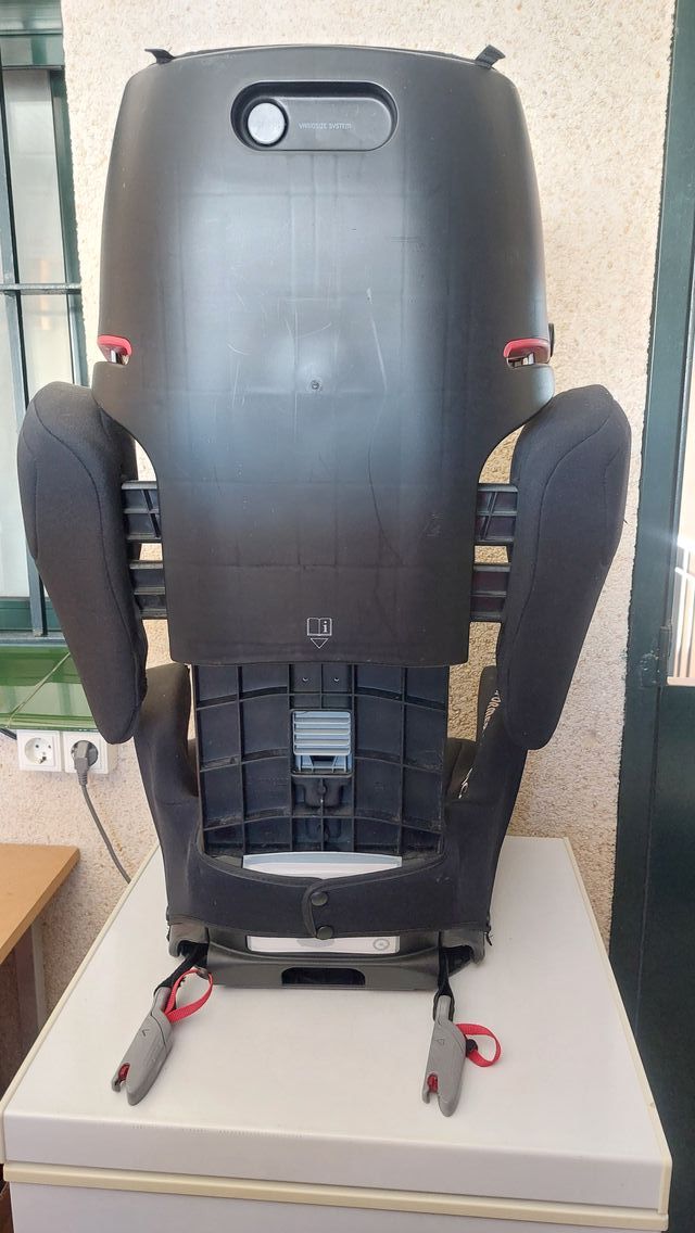 Silla Auto Concord Transformer X-Bag Isofix