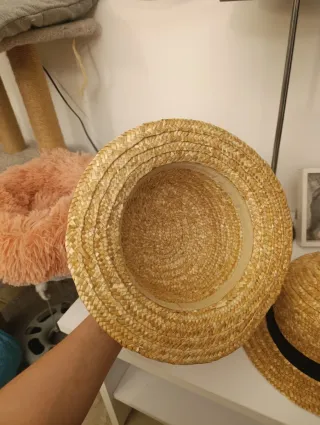 Sombreros de paja artesanales
