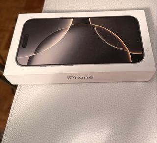 iPhone 16 Pro 128GB Plata + Funda