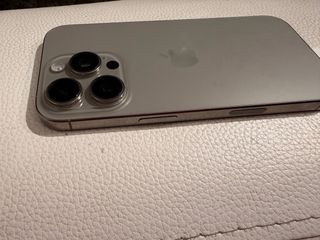 iPhone 16 Pro 128GB Plata + Funda