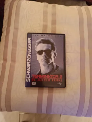 3 Películas DVD: Terminator 2, Geisha, Idus de Mar