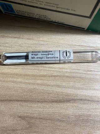 Seda trenzada para sutura Aragó-Newyorkia