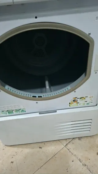 Secadora Hotpoint Ariston 7kg Condensación