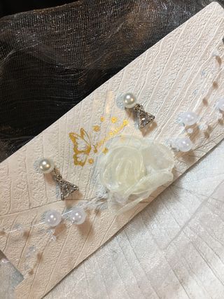 conjunto  Comunión Perlas y Flor de seda (LEER ...
