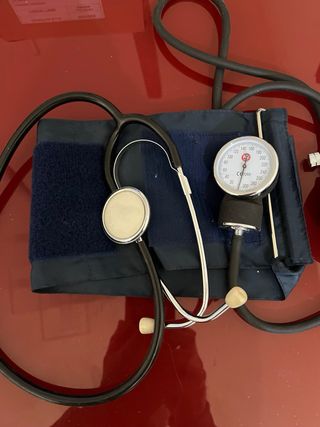 Misuratore Pressione con Stetos.