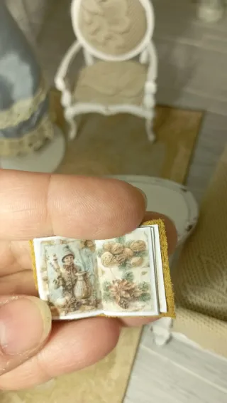Libro miniatura 1:12 Pelle Natale