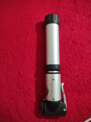 Bomba de aire portátil