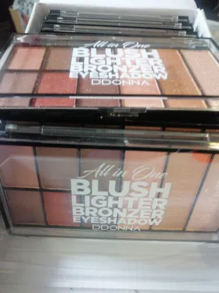 Lote Cosméticos Variados: Perfumes, Cremas