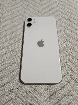 iPhone 11 64 GB