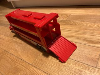 Camión y coches Rayo McQueen