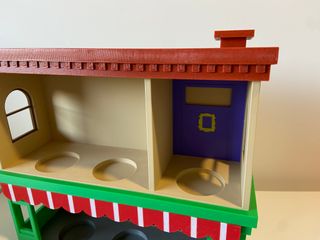 Estante Figuras Friends McDonald's