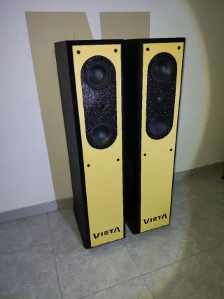 Altavoces Vieta Negros y Amarillos