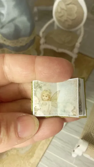 Libro miniatura 1:12 Fate Fantasy