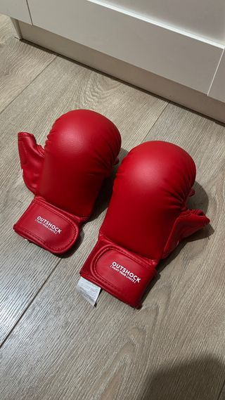 Protecciones Karate Outshock Rojo Talla M