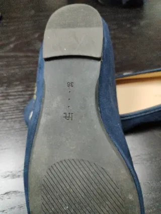 Manoletinas bordadas azul marino T.36