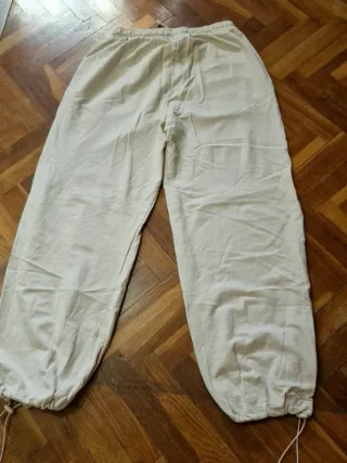 Pantalón chándal beige talla  M única