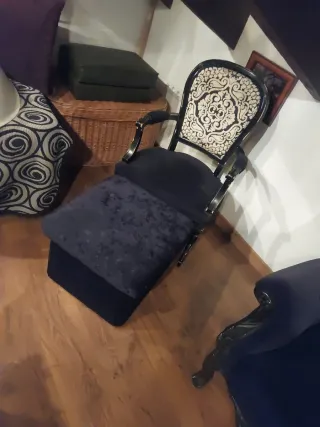 Sedie e Pouf in Velluto e Vimini