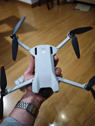 DJI Mini 3 Fly More Combo