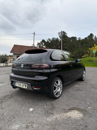SEAT Ibiza 2005