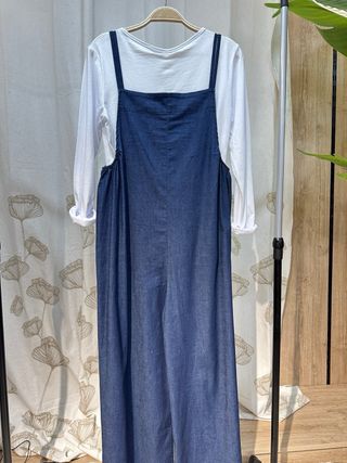 Mono azul dos piezas fluido