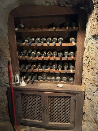 Mueble bodega rústico madera y metal