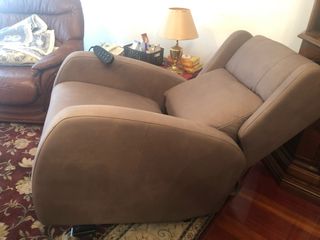 Divano relax grigio in tessuto facilmente lavabile