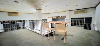 Local comercial en alquiler en Crevillent