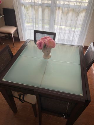 Tavolo da pranzo estensibile in legno e vetro