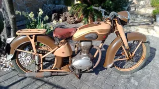 Motocicleta Motobecane D45 1953