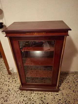 Mueble Vitrina para vajilla y cristalería