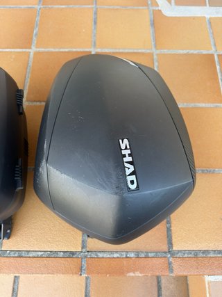 Maletas SHAD para Kawasaki Z900 Negras con soporte