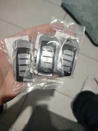 3 Mando Garaje Universal