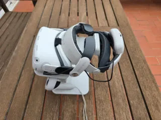 Meta Quest 2 128GB+BOBO VR batería+base soporte