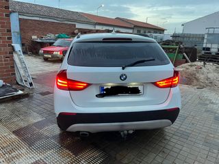 BMW X1 2011