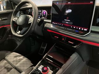 Volkswagen Tayron R-Line 1.5 eTSI 110 kW (150 CV) DSG