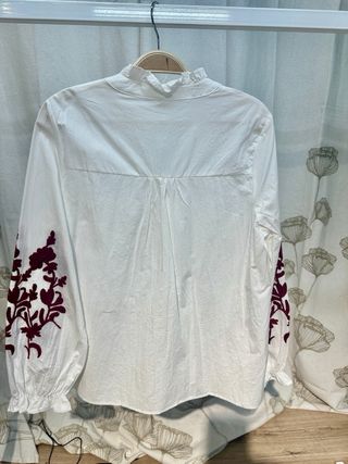 Blusa algodon blanca bordada M