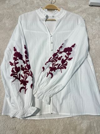 Blusa algodon blanca bordada M