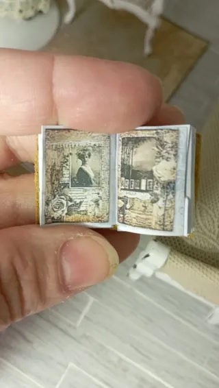 Libro miniatura 1:12 Shabby Chic