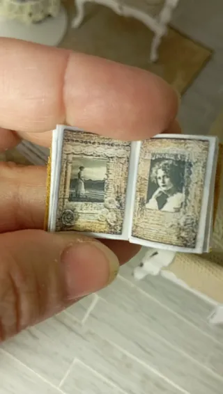 Libro miniatura 1:12 Shabby Chic