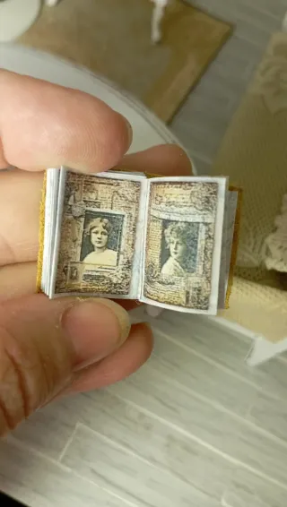 Libro miniatura 1:12 Shabby Chic