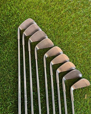 Set de Palos de Golf WILSON 1200