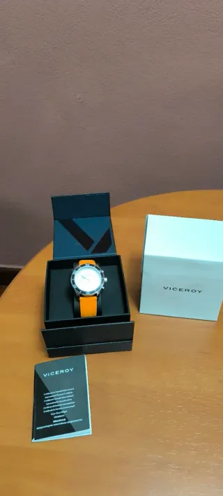 Reloj Viceroy Nuevo Naranja y Plata