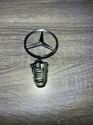 Emblema Estrella Mercedes Capó