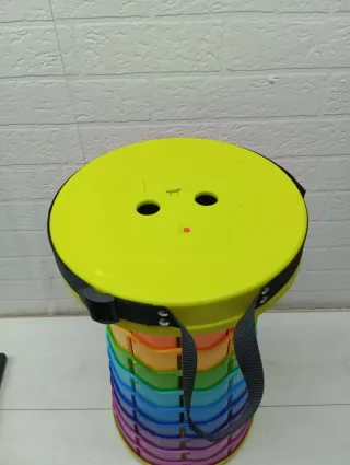 Taburete plegable con luz LED