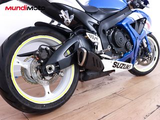 SUZUKI GSX-R 600 K7