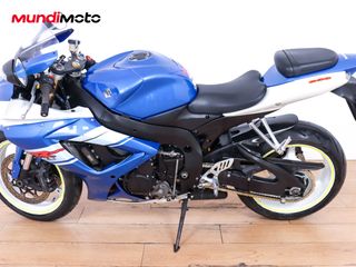 SUZUKI GSX-R 600 K7
