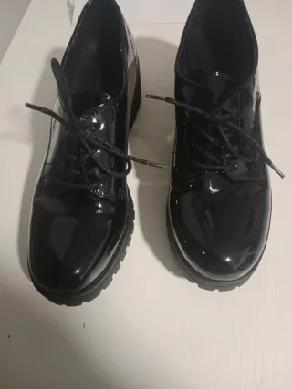 Zapatos Graceland negros charol