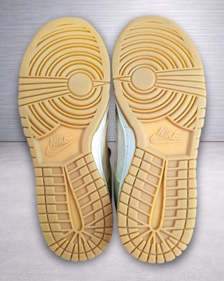 Nike Dunk Low Khaki Suede Gum DZ4513-200 T39