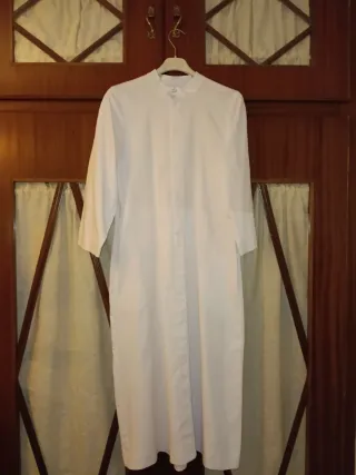 Ropa monaguillo